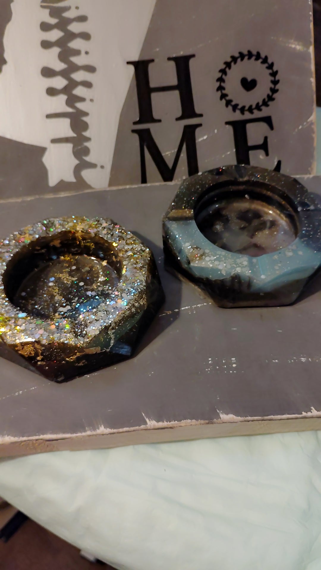 Resin Hexagon ashtrays