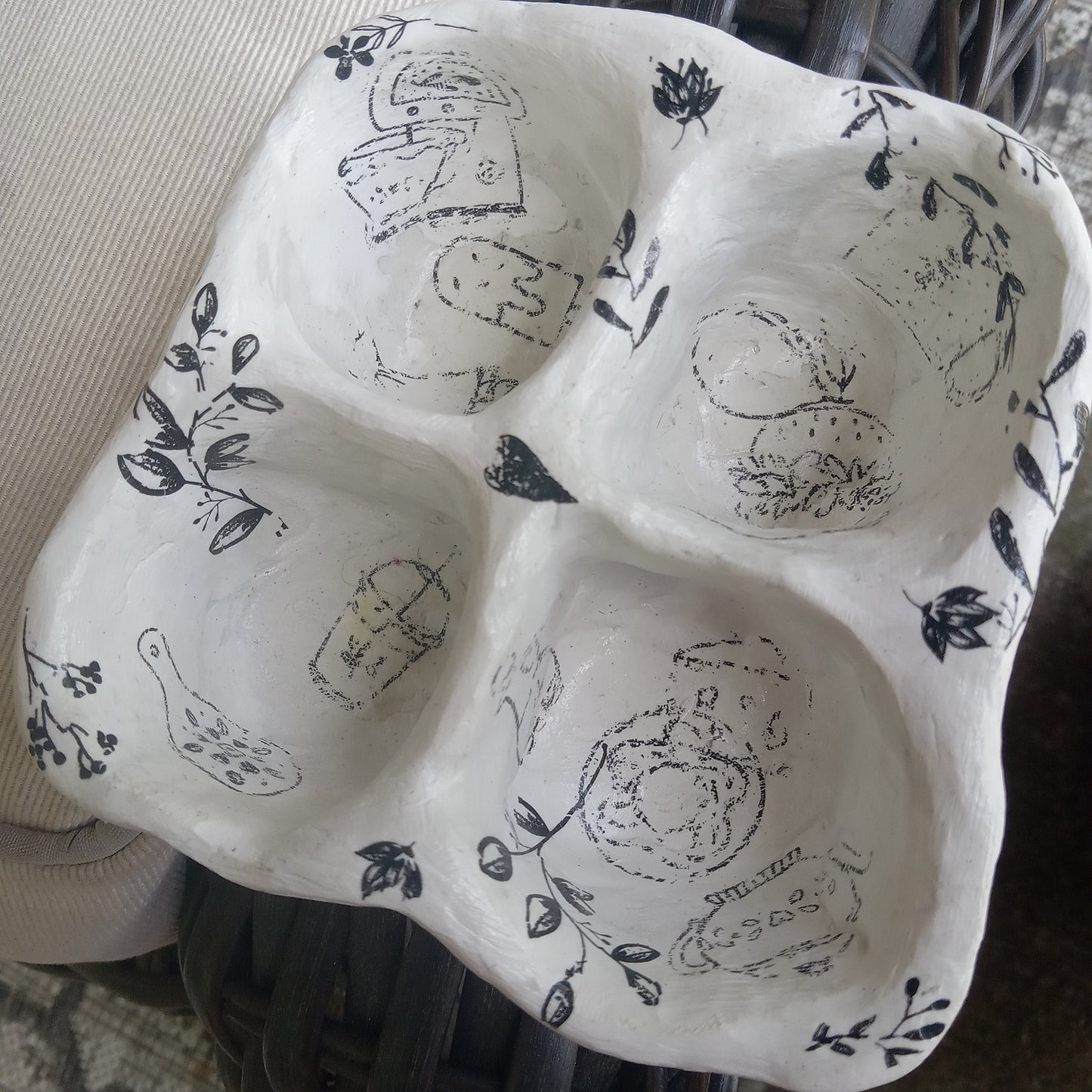 Clay egg holder