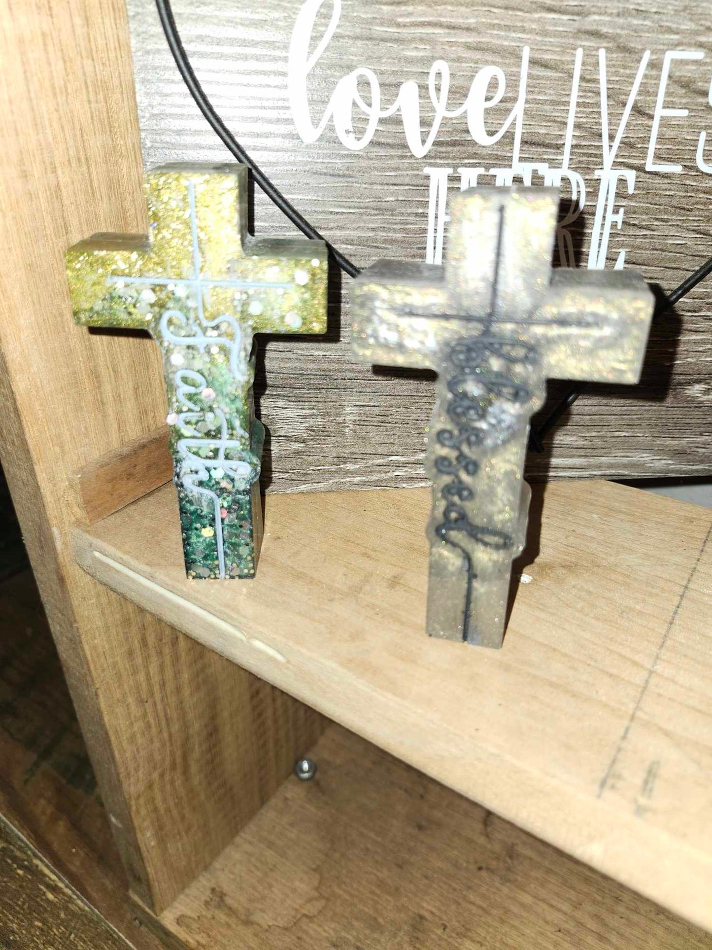 Cross w/faith
