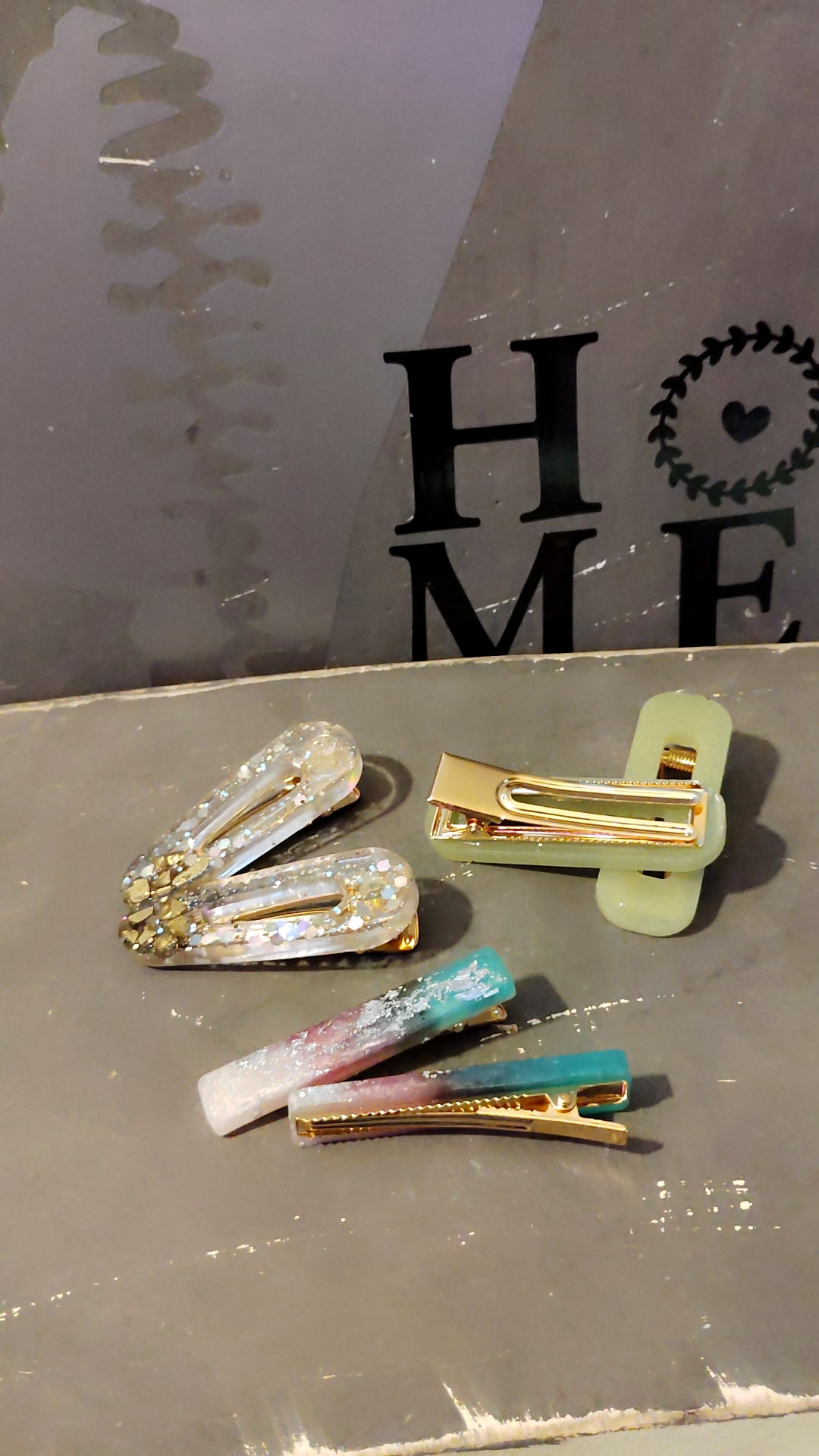 Hair clips