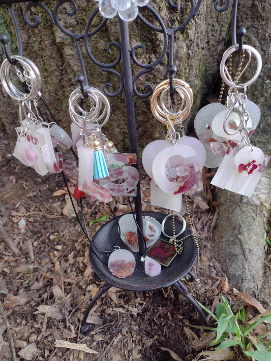 Resin memorial pieces